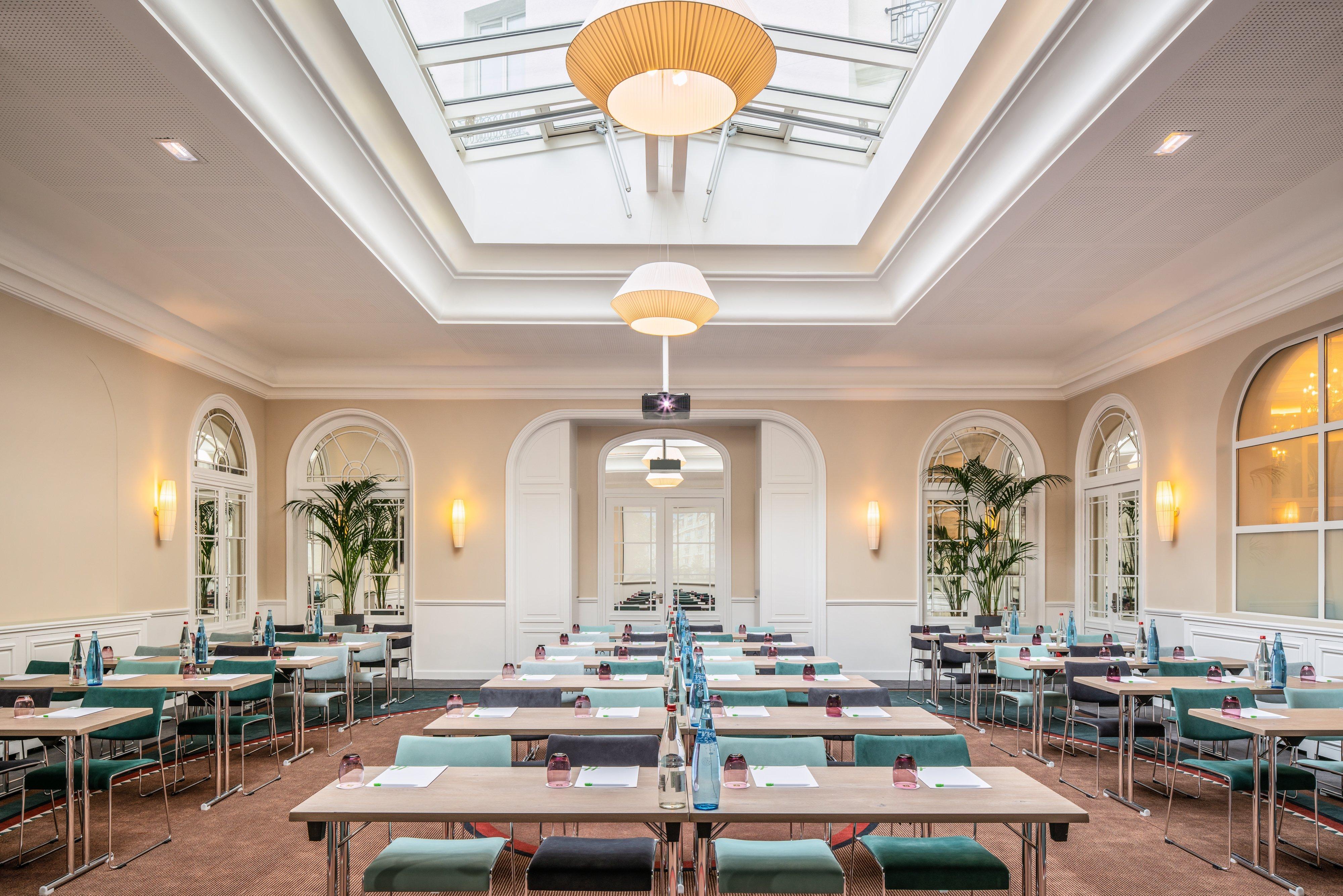 Holiday Inn Paris - Gare De Lyon Bastille By Ihg Экстерьер фото